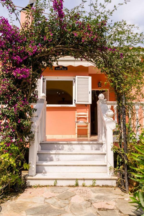 2 Bed House With Mountain View Apartman Alikész Kültér fotó